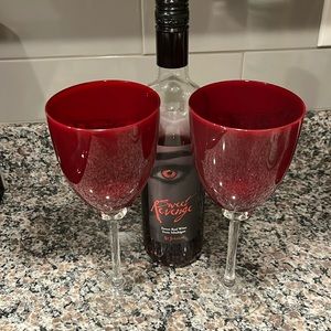 Red wine glasses w clear stems